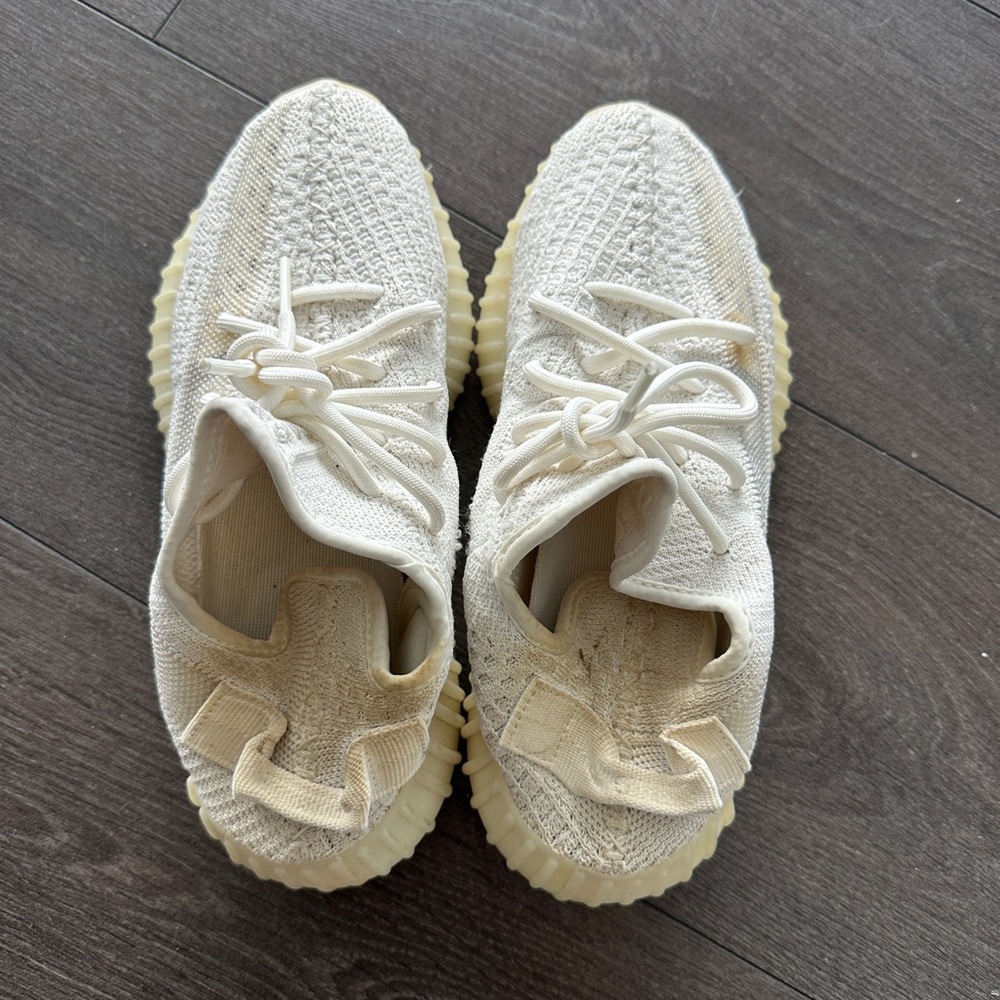 Cream Knit Sneakers with Ribbed Soles
